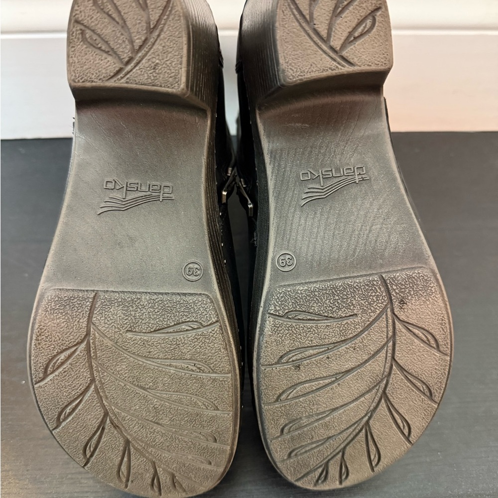 Dansko - Women's Shayna Heeled Boot - Picture 4 of 6